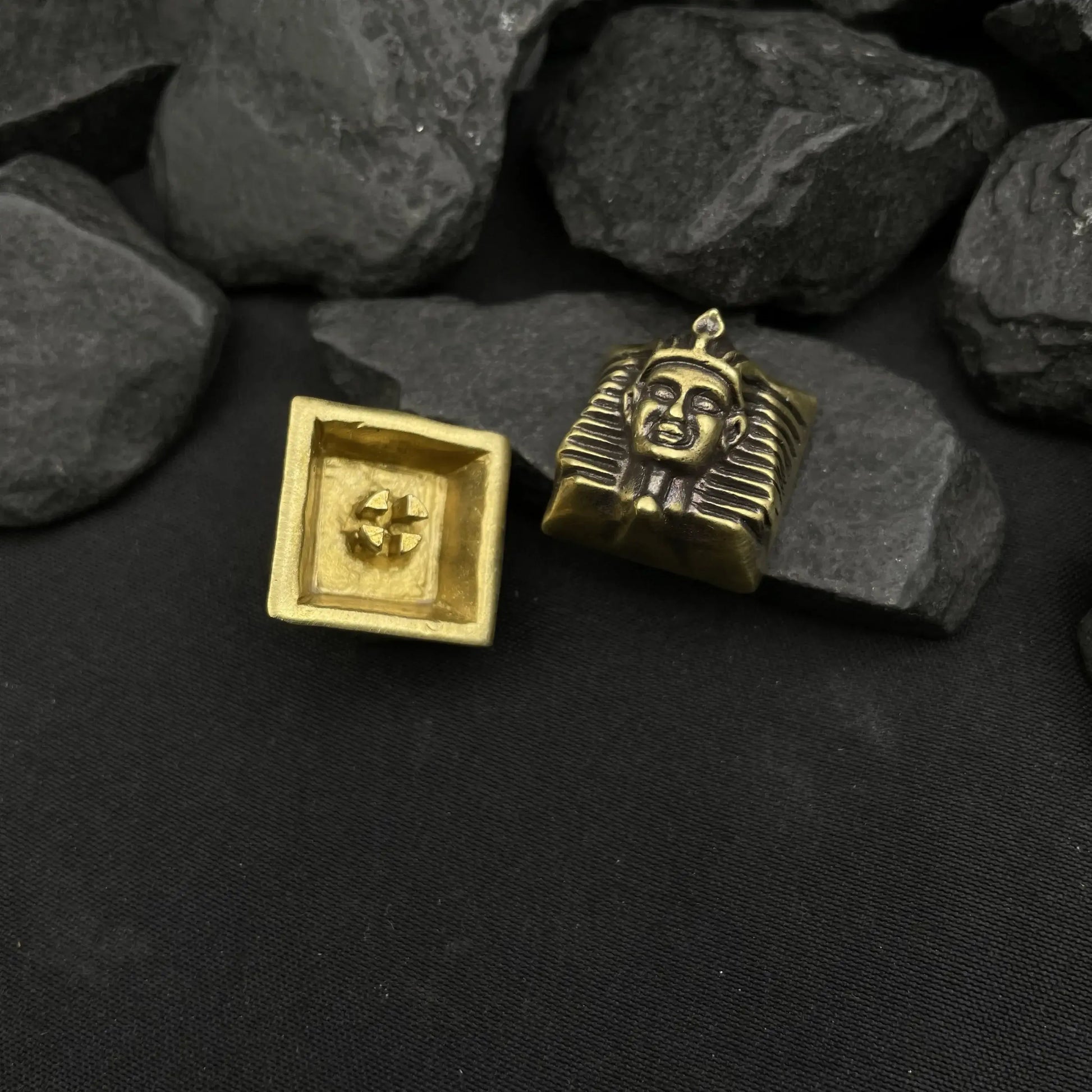 Artisan Keycaps Égypte Gold Mat