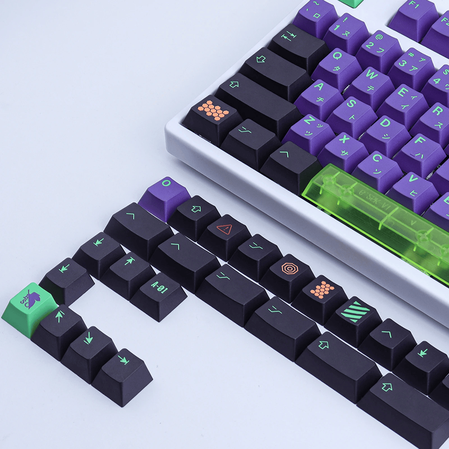 Eva QWERTY Keycaps